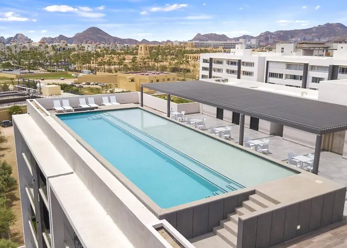 Apartment Walk To The Beach, Great Location Cabo San Lucas